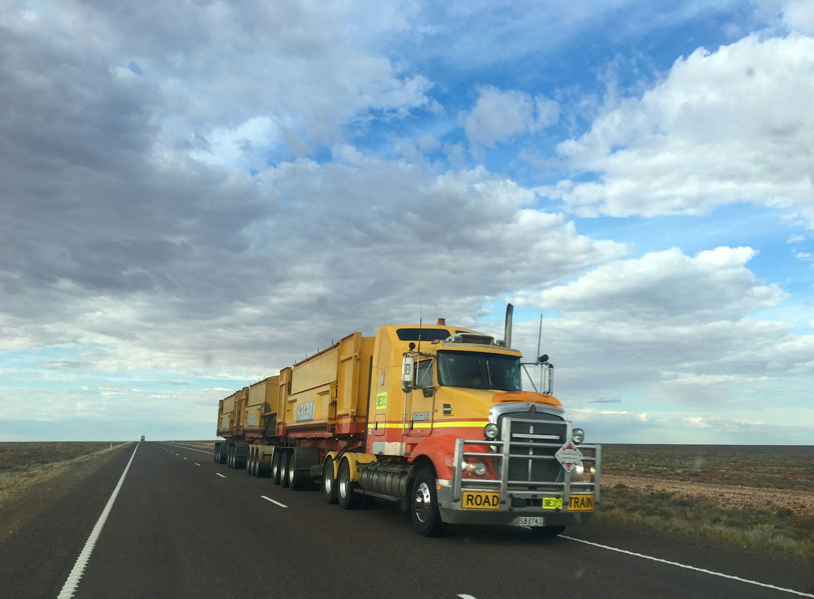 Digital Hiring Tools for Trucking Companies